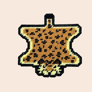 Cozy Animal Large Coaster DIY Canvas Kit - Savanna the Leopard