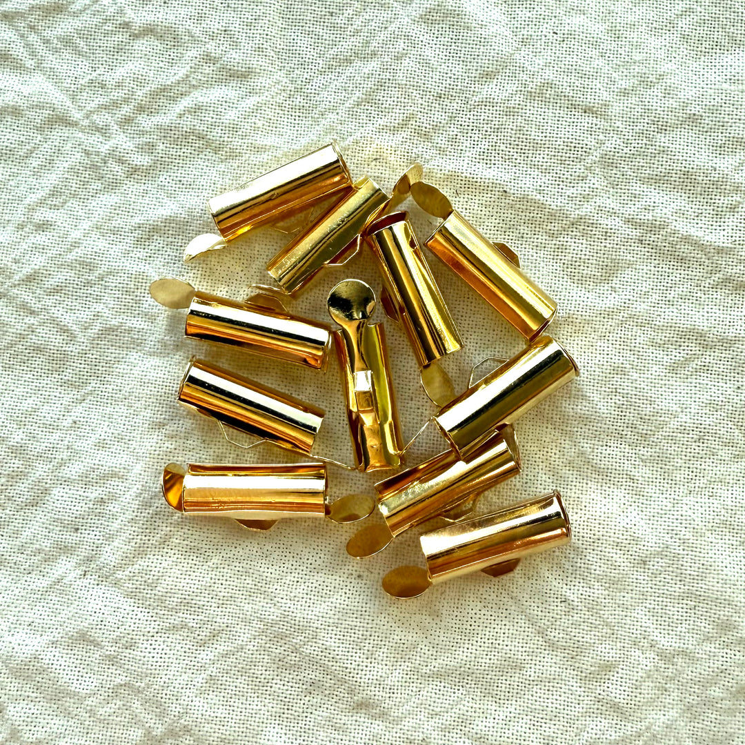 Multi-Strand Slide On End, Sterling Silver Plated Brass, 14mm x 5mm, Hole Size 2mm, Sold as 30 per set.